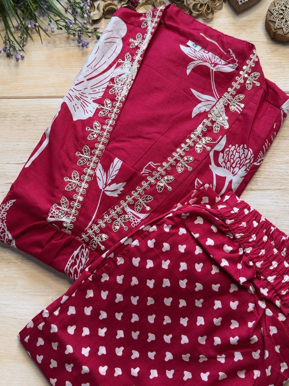 Kumud Suit Set