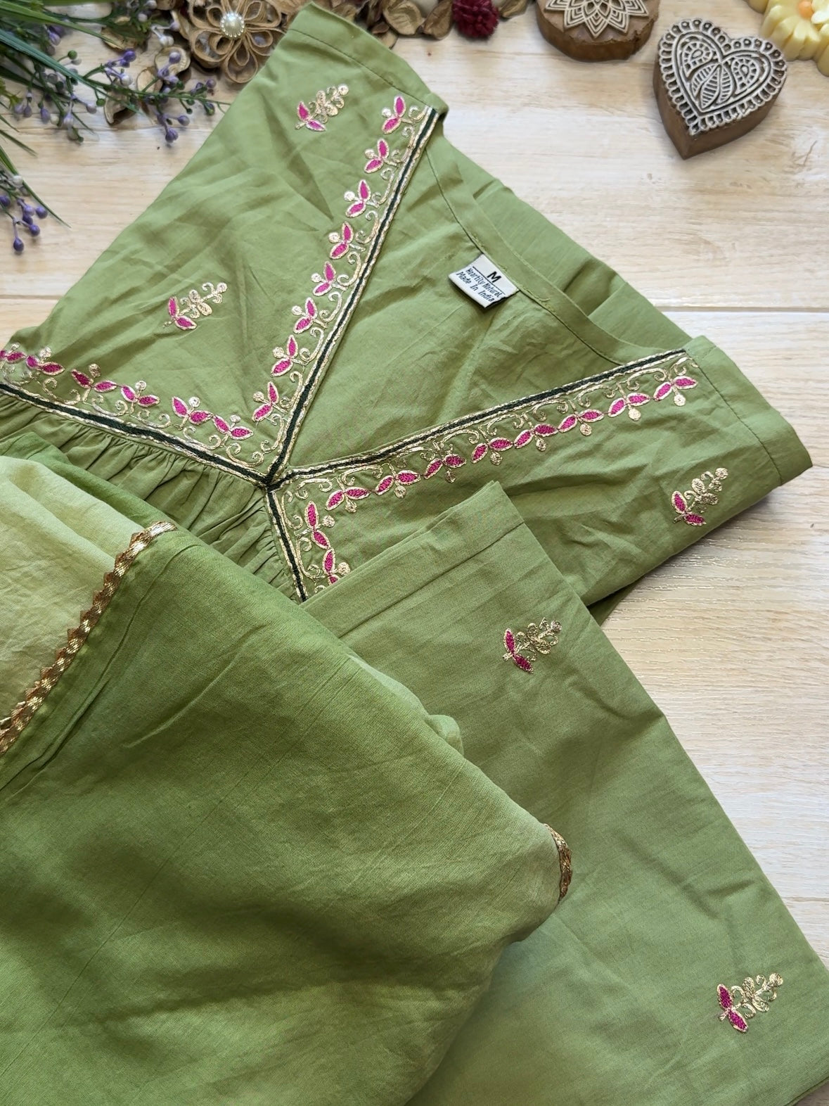 Kamya Suit Set