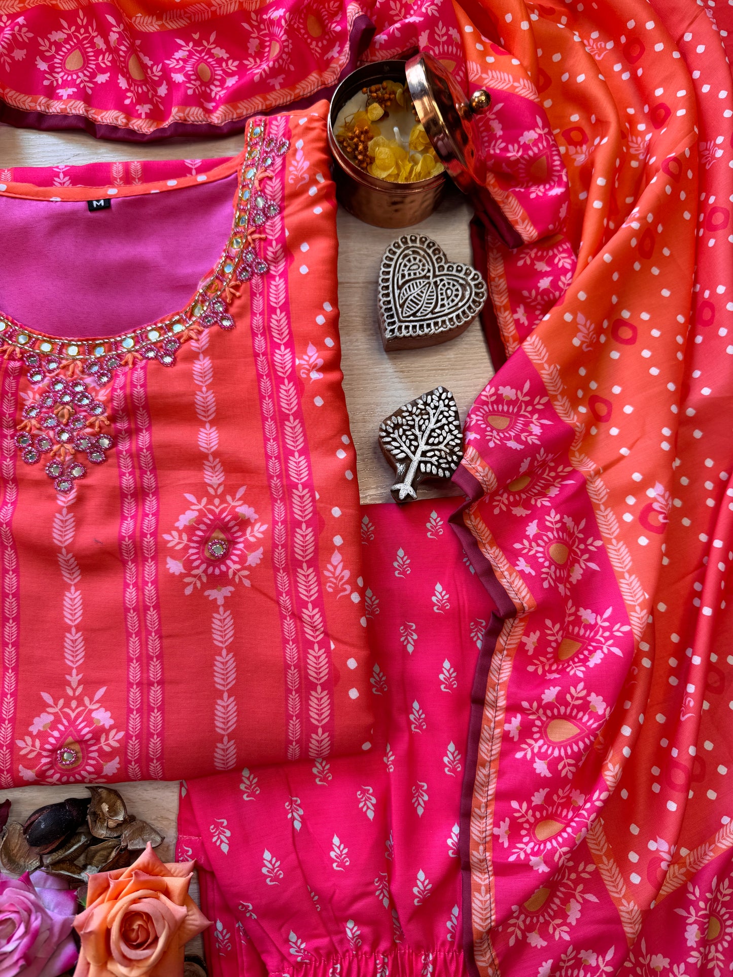 Rasiya Suit Set