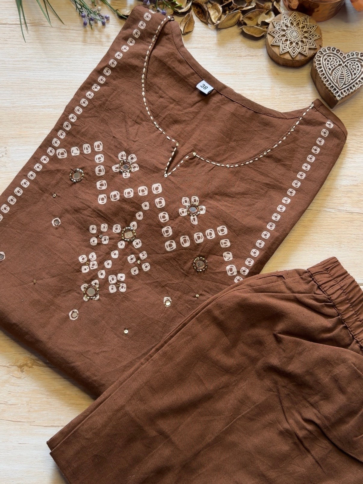 Sugandha Cocoa Suit Set
