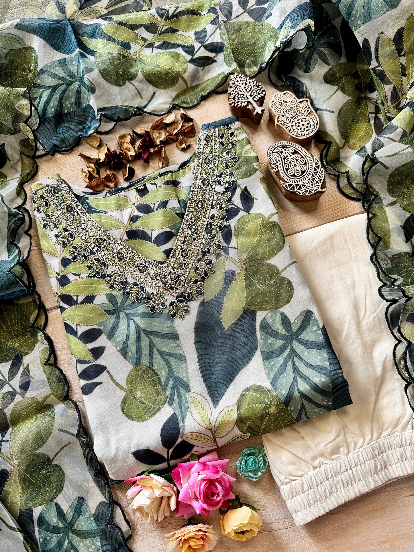 Tulip Suit Set