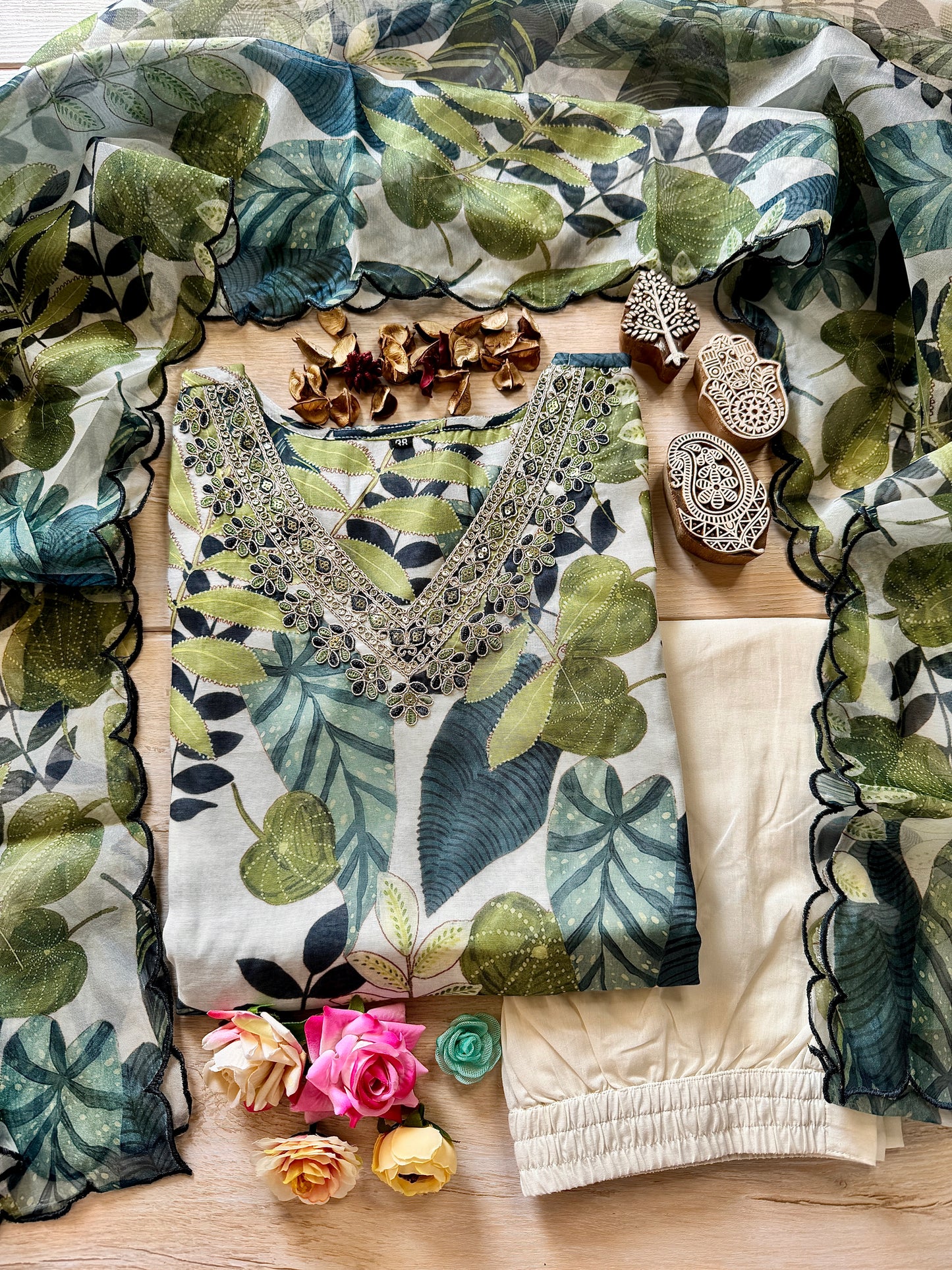 Tulip Suit Set