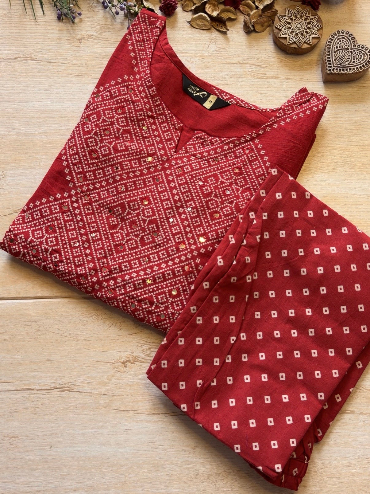 Suvarna Red Suit Set