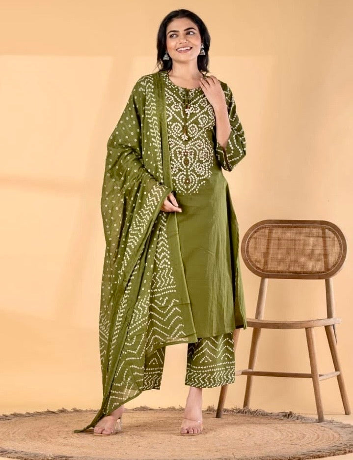 Green Bandhani Suit Set