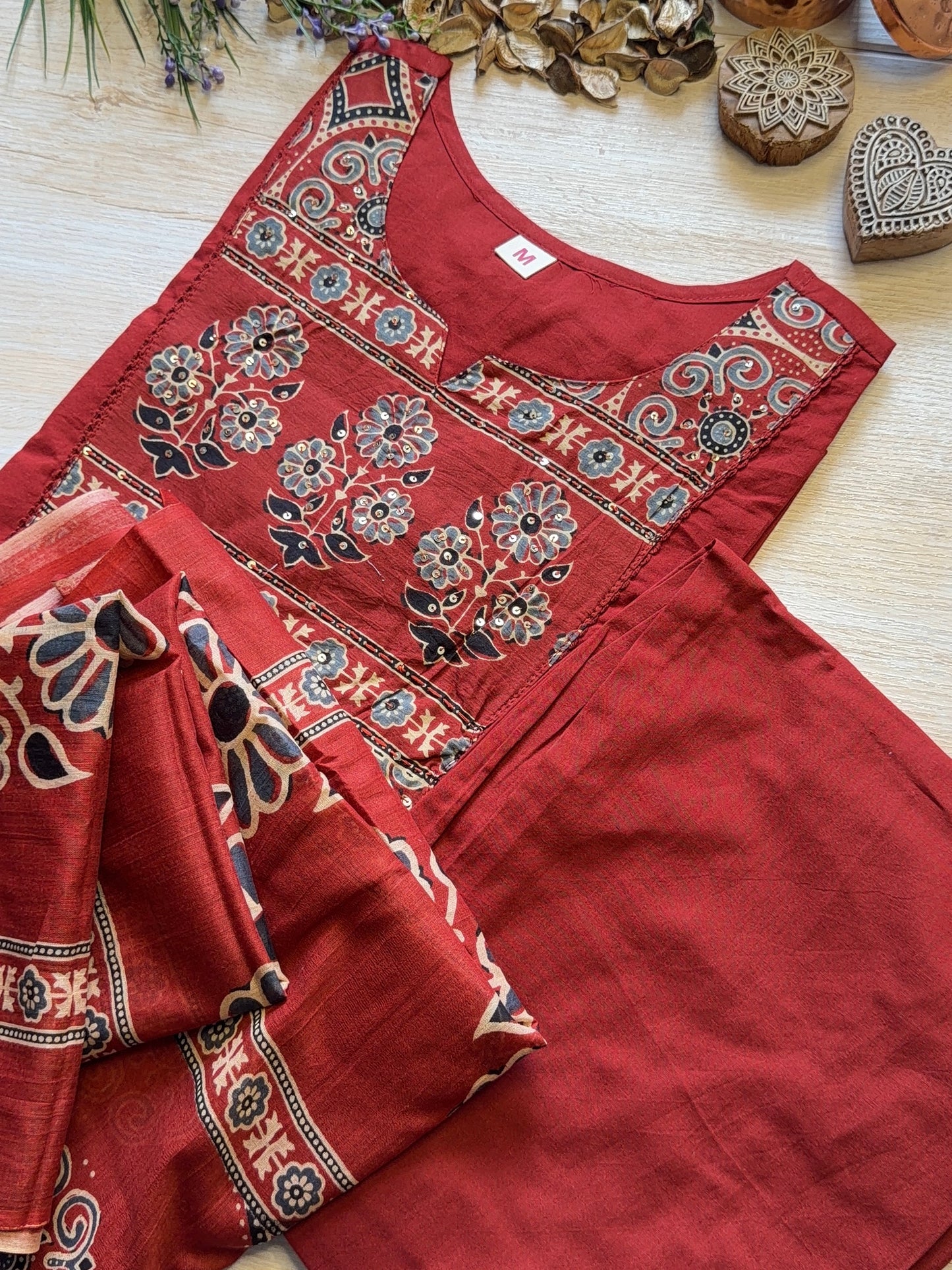 Aarohi Red Suit Set