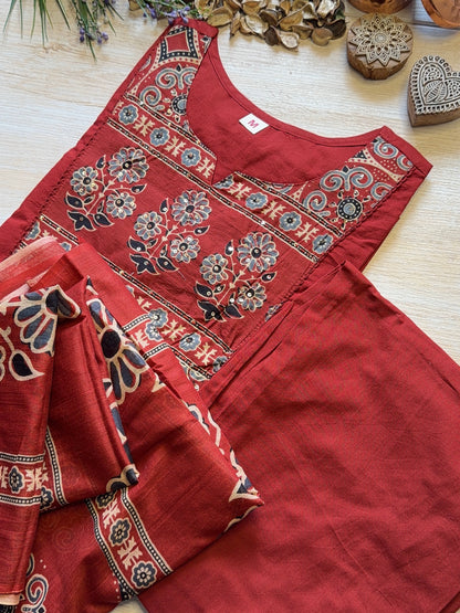 Aarohi Red Suit Set