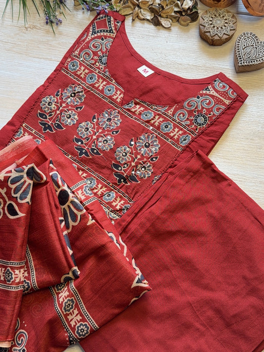 Aarohi Red Suit Set