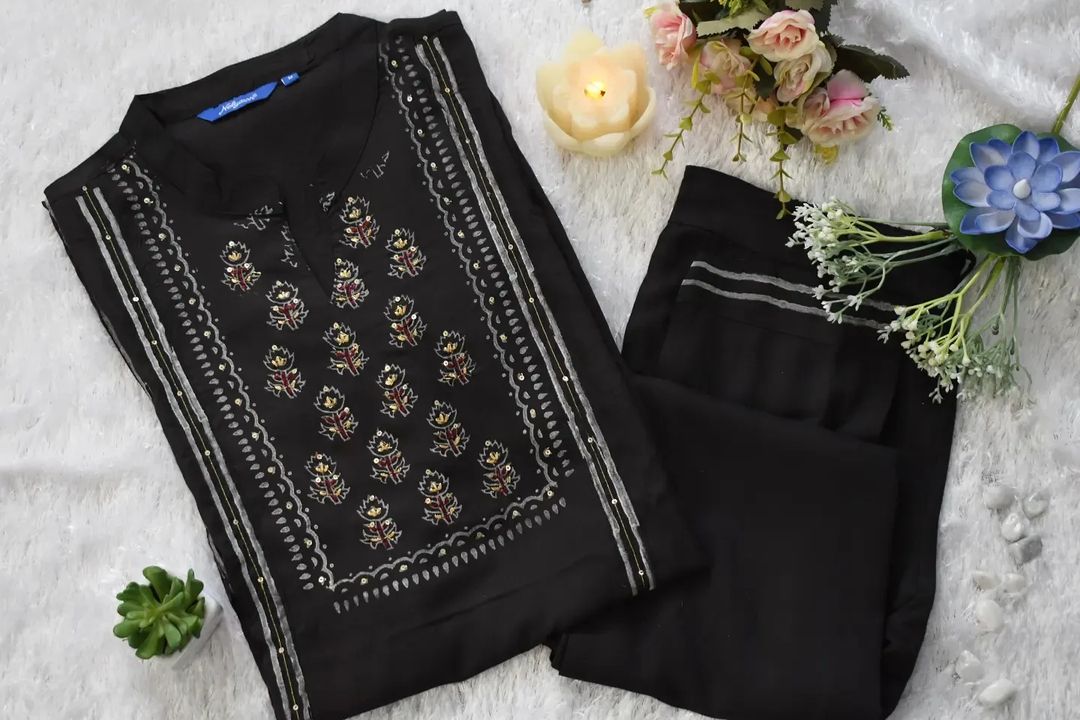 Black Moon kurta pant