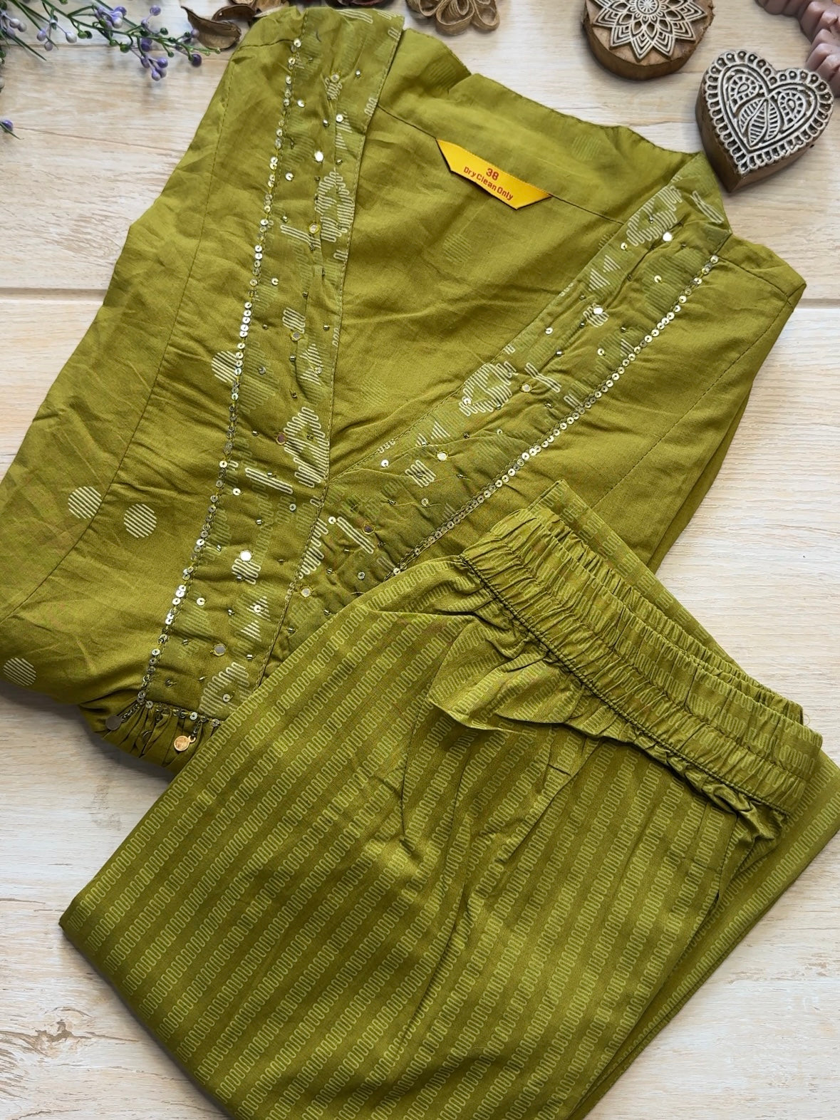 Hariyali Gori Suit Set