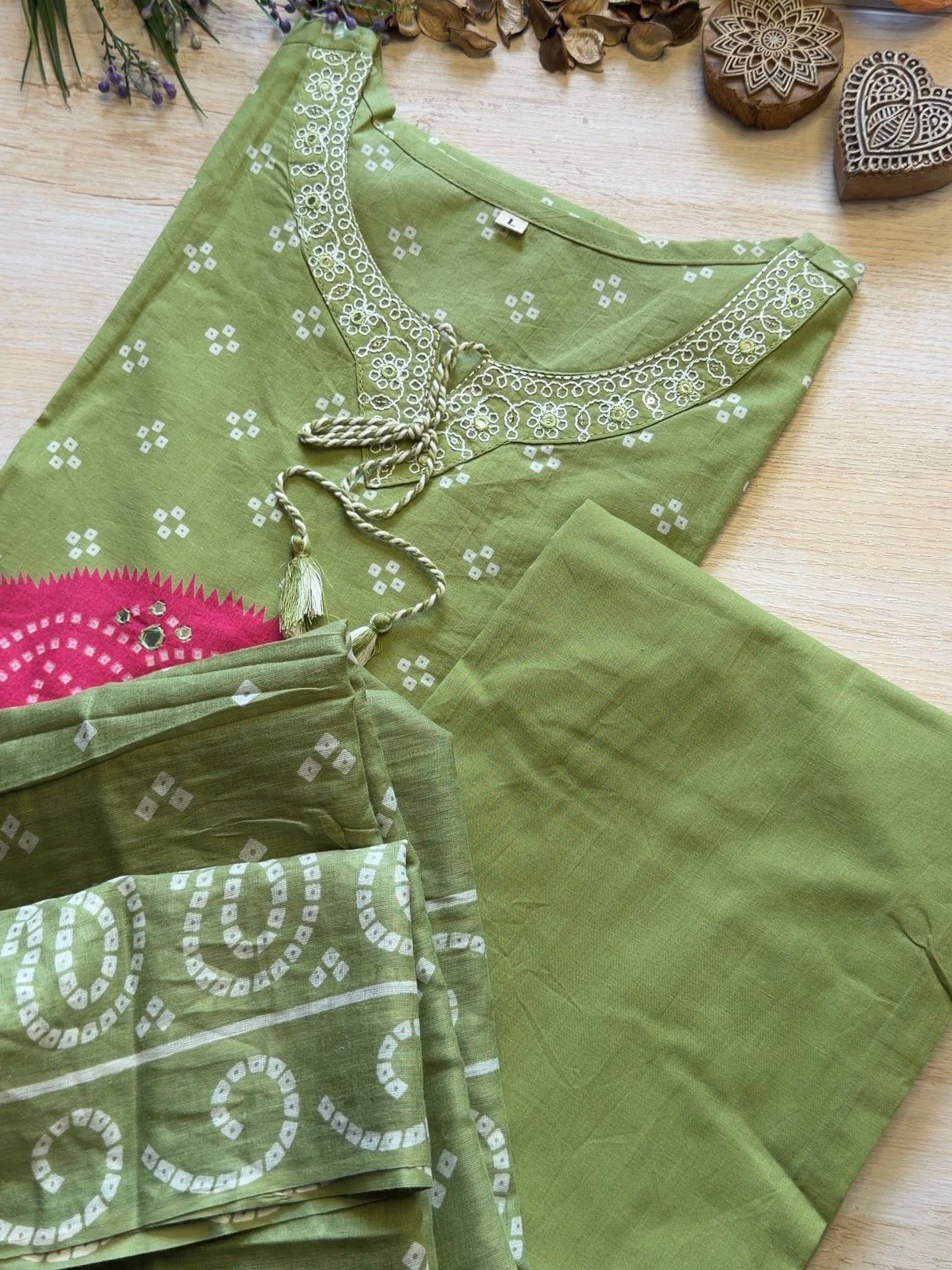 Namasvi Green Suit Set