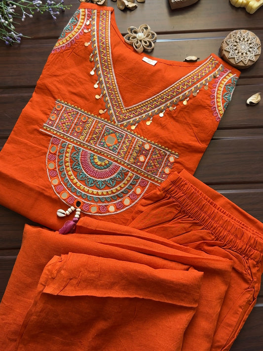 Saras Narangi Suit Set