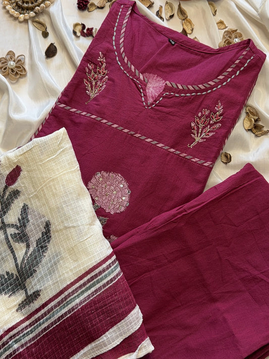 Ruhani Phool Suit Set