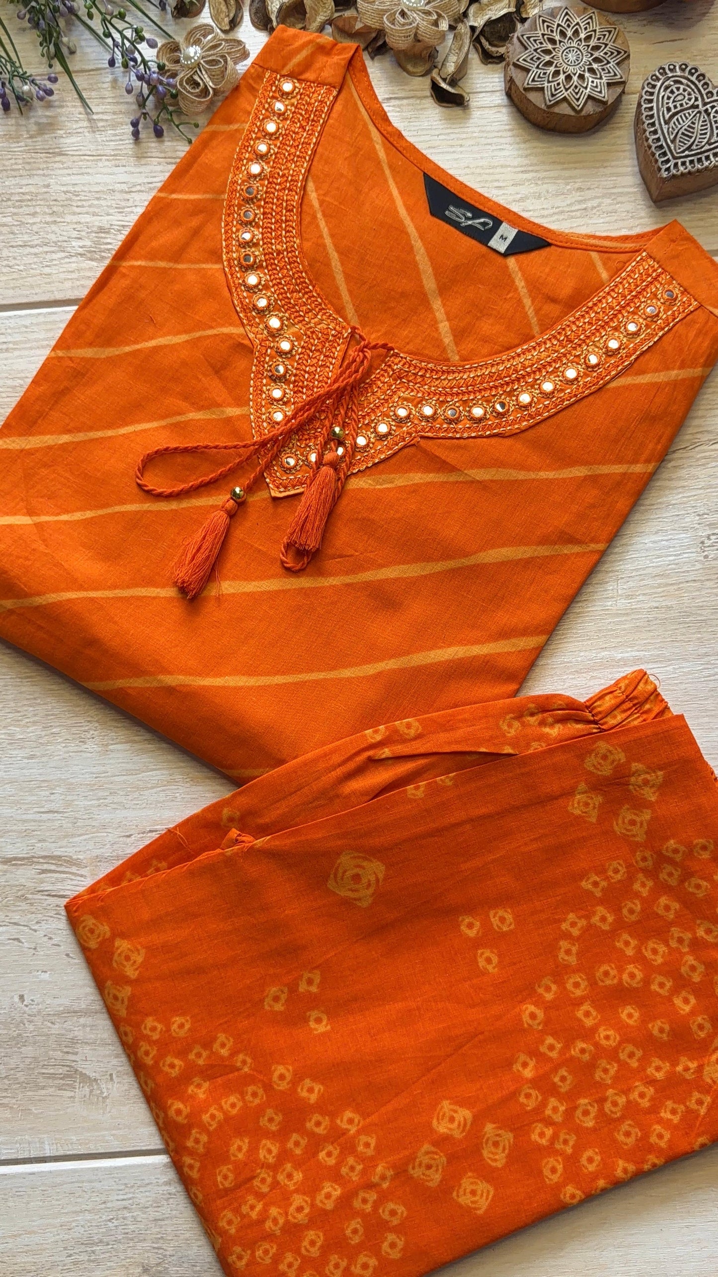 Roop Kesari Suit Set