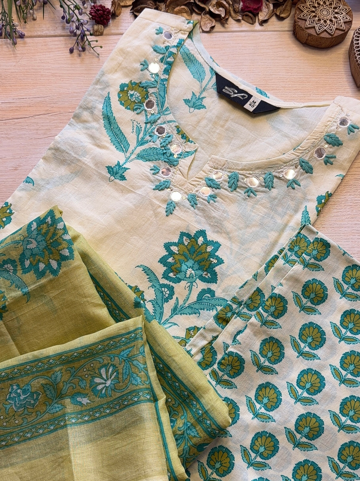 Firoza Gulnaar Suit Set