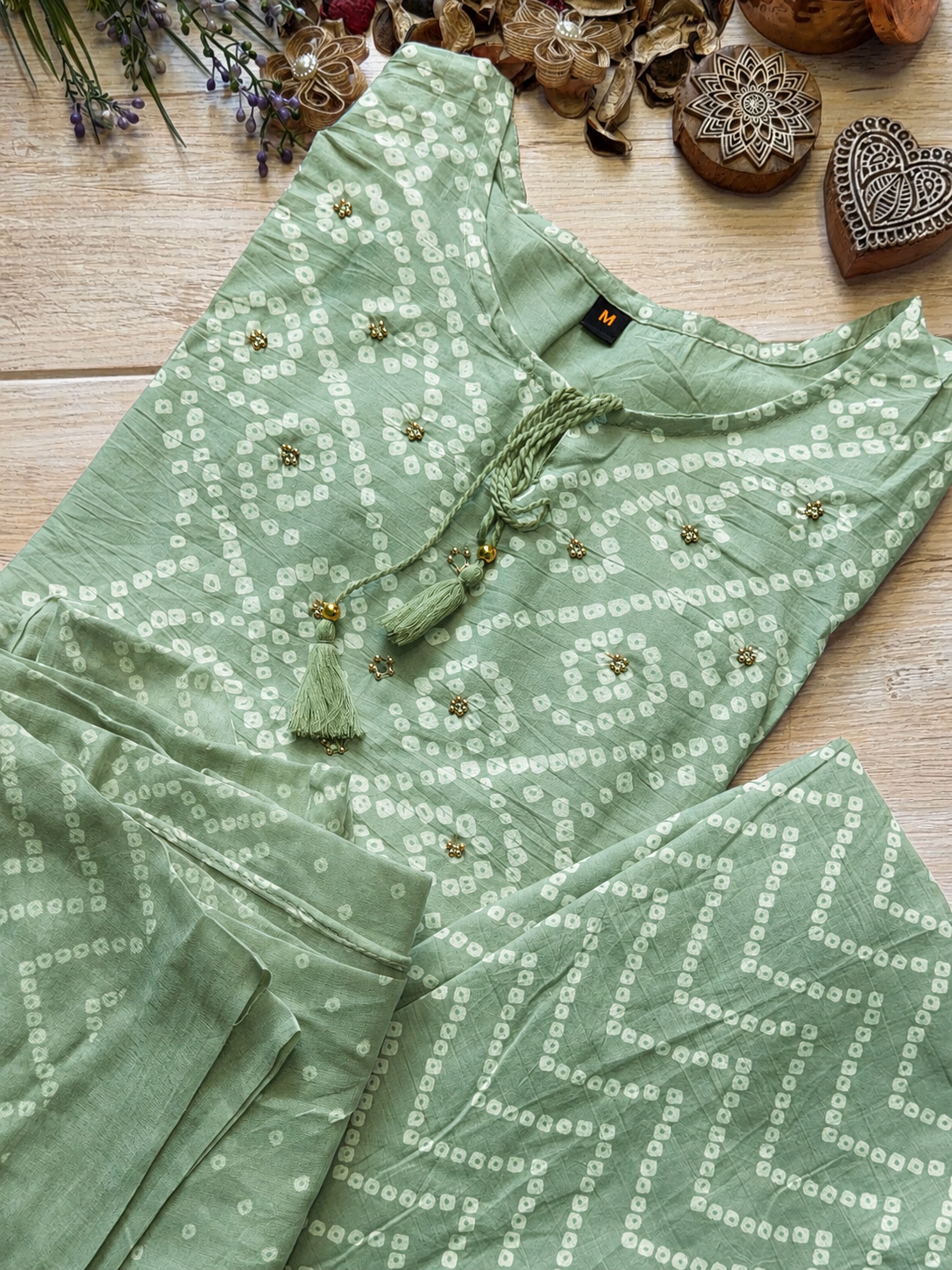 Ruhani Mint Bandhej Suit Set